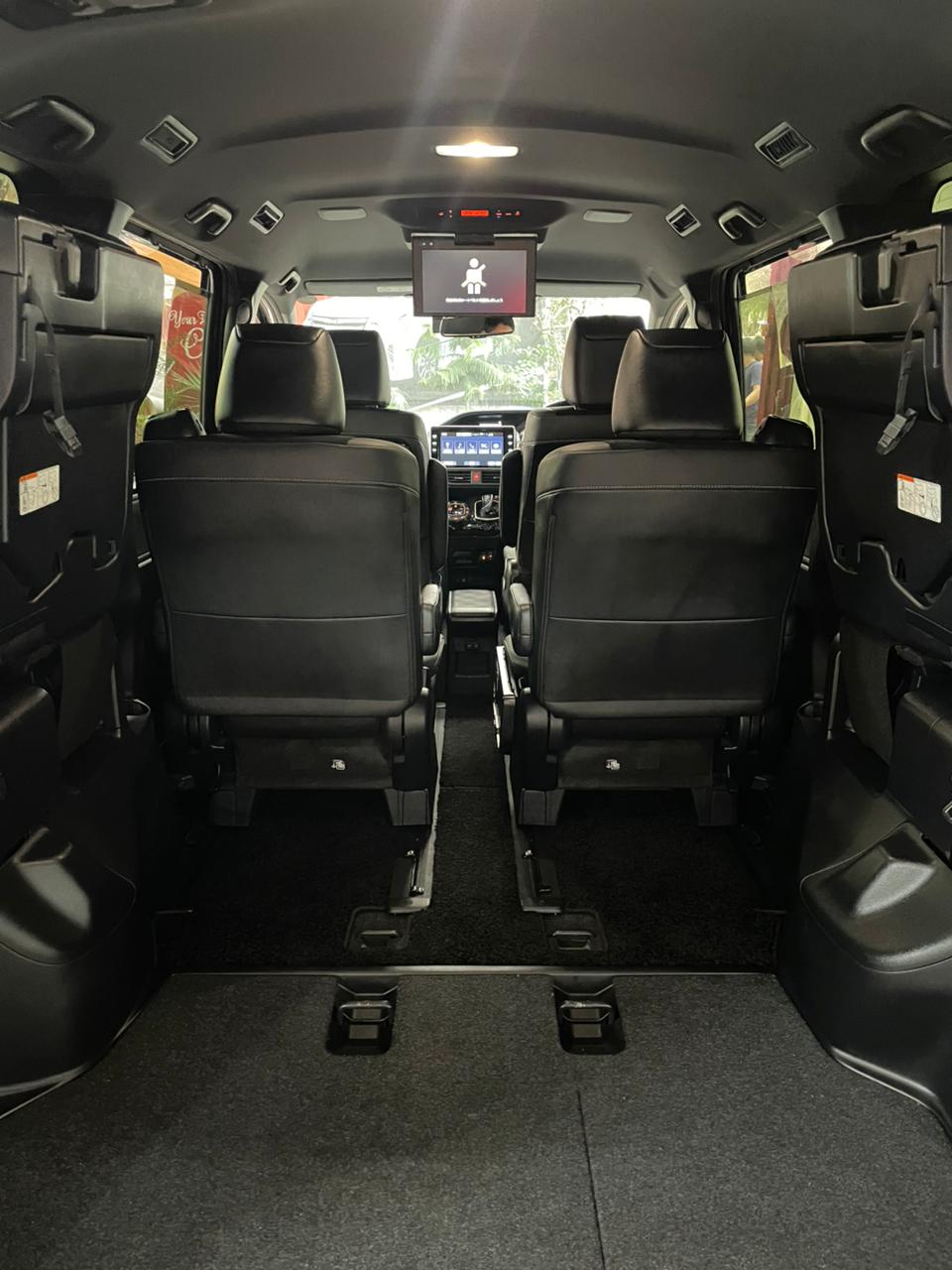 TOYOTA ESQUIRE GI PREMIUM 2019 HYBRID