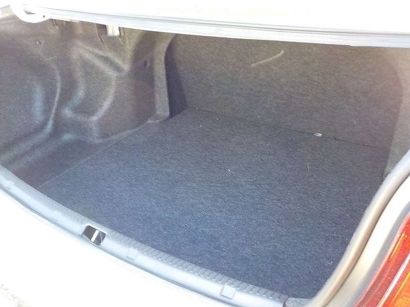 Toyota Axio NON HYBRID