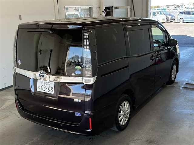 TOYOTA NOAH G-PKG HYBRID 2020