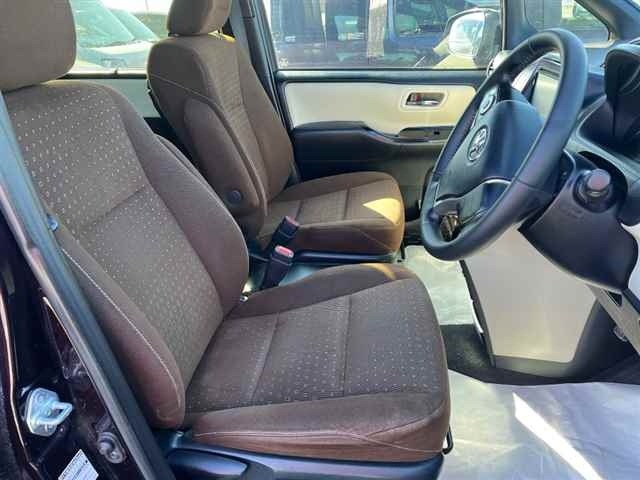 TOYOTA NOAH G-PKG HYBRID 2020