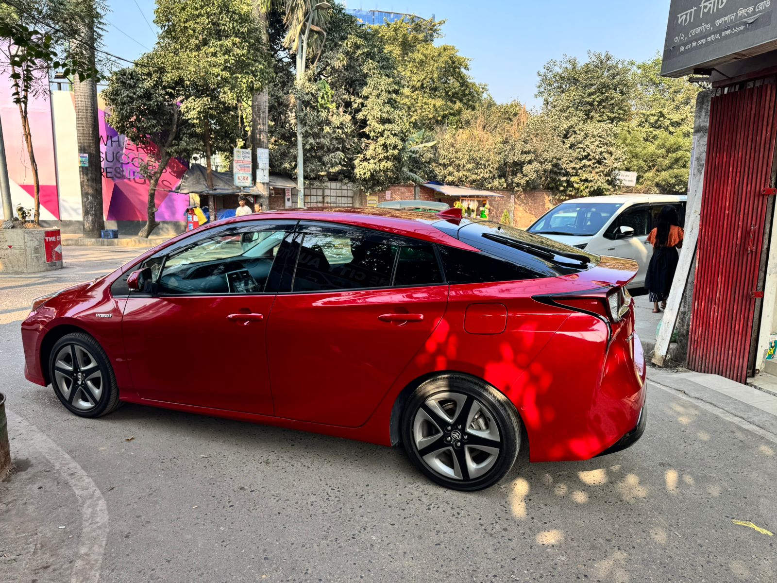 TOYOTA PRIUS