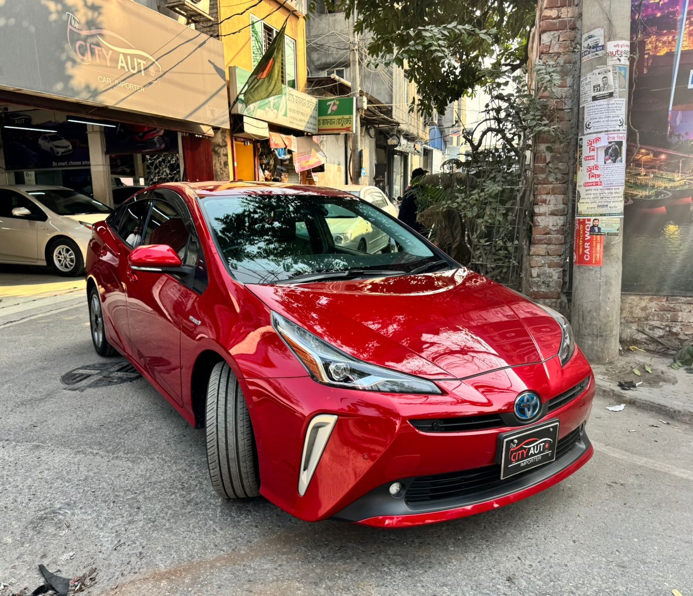 TOYOTA PRIUS