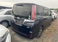 TOYOTA ESQUIRE GI-PKG (HYBRID)