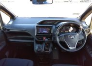 TOYOTA NOAH NON HYBRID (X-PKG)