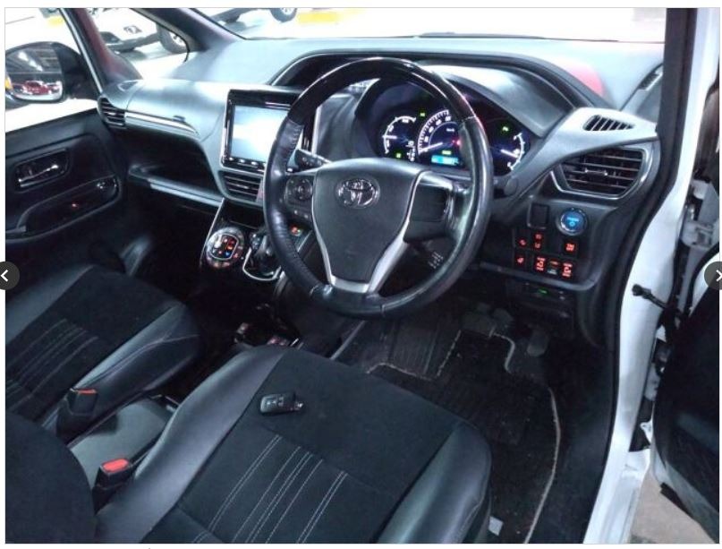 TOYOTA ESQURE GI PREMIUM HYBRID 2020