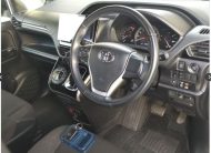 TOYOTA ESQURE XI PKG NON HYBRID 2020