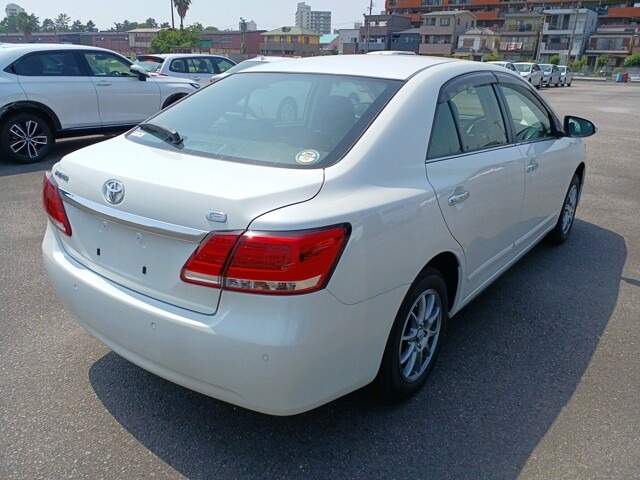 TOYOTA PREMIO (FL-PKG) 2021