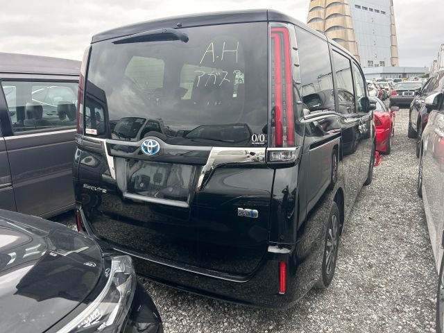 TOYOTA ESQUIRE GI PREMIUM HYBRID 2020