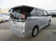 TOYOTA NOAH X-PKG NON-HYBRID 2020