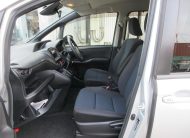 TOYOTA NOAH X-PKG NON-HYBRID 2020