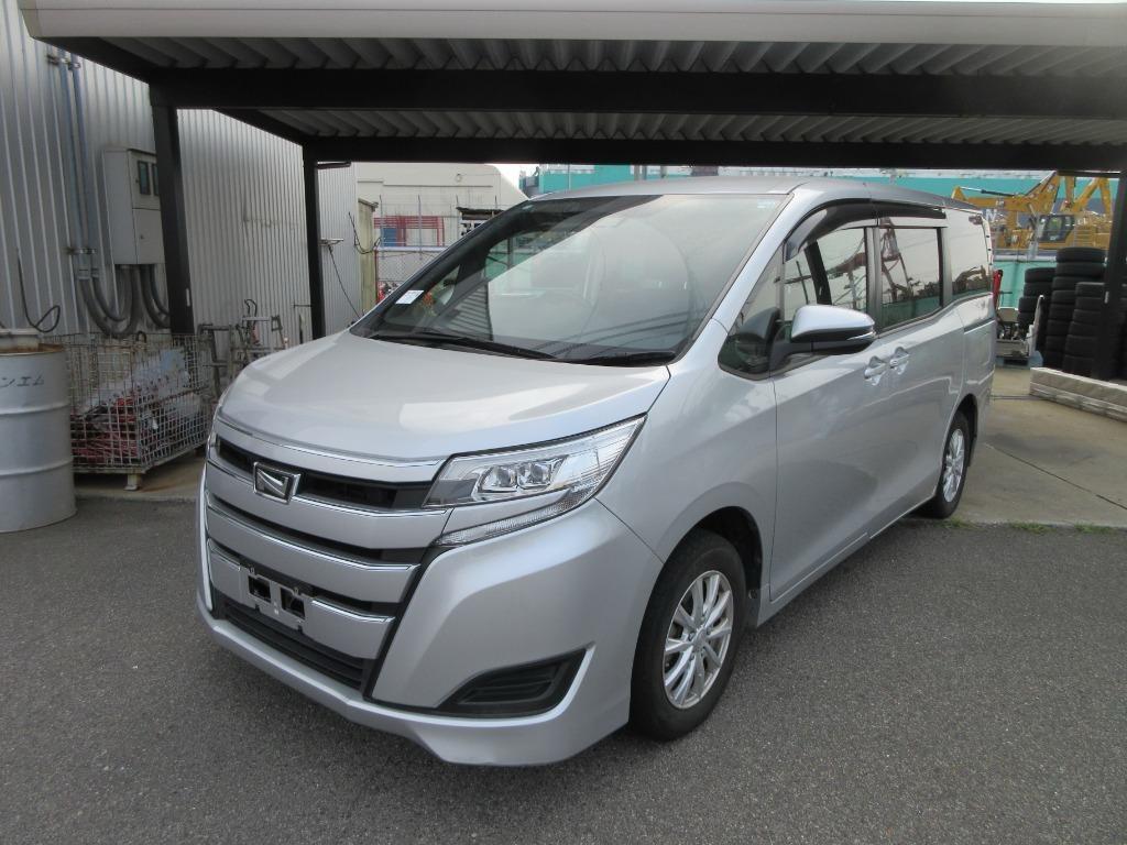 TOYOTA NOAH X-PKG NON-HYBRID 2020