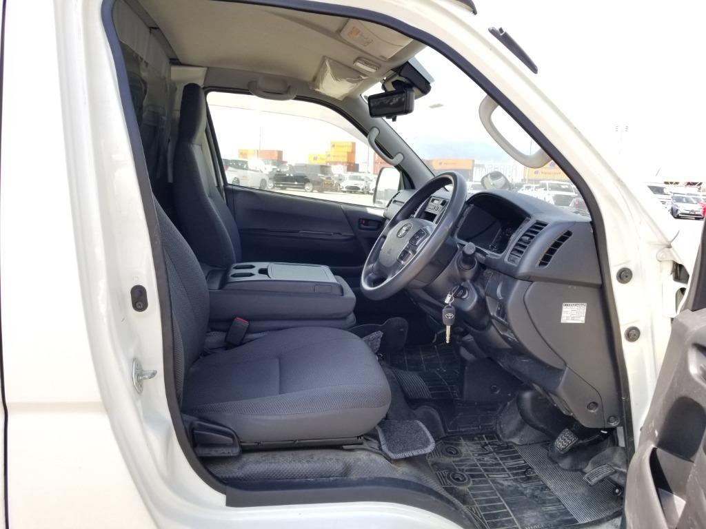 TOYOTA HIACE DX-PKG 2020