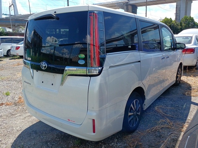 TOYOTA ESQUIRE XI-PKG 2020 NON-HYBRID