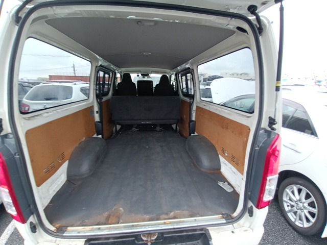 TOYOTA HIACE GL-PKG 2020