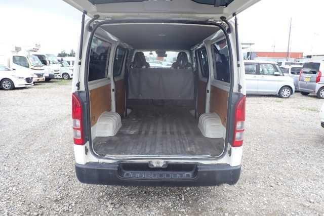 TOYOTA HIACE DX-PKG 2020