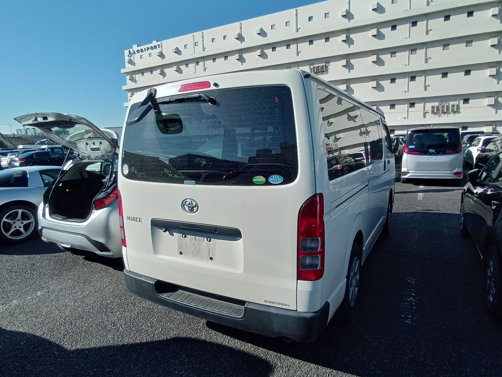 TOYOTA HIACE DX-PKG 2020