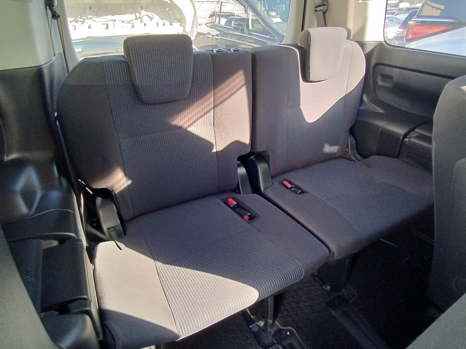 TOYOTA NOAH X-PKG NON-HYBRID 2021
