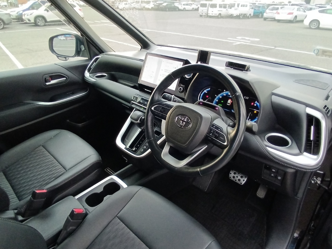 TOYOTA NOAH SZ-PKG 2022 HYBRID