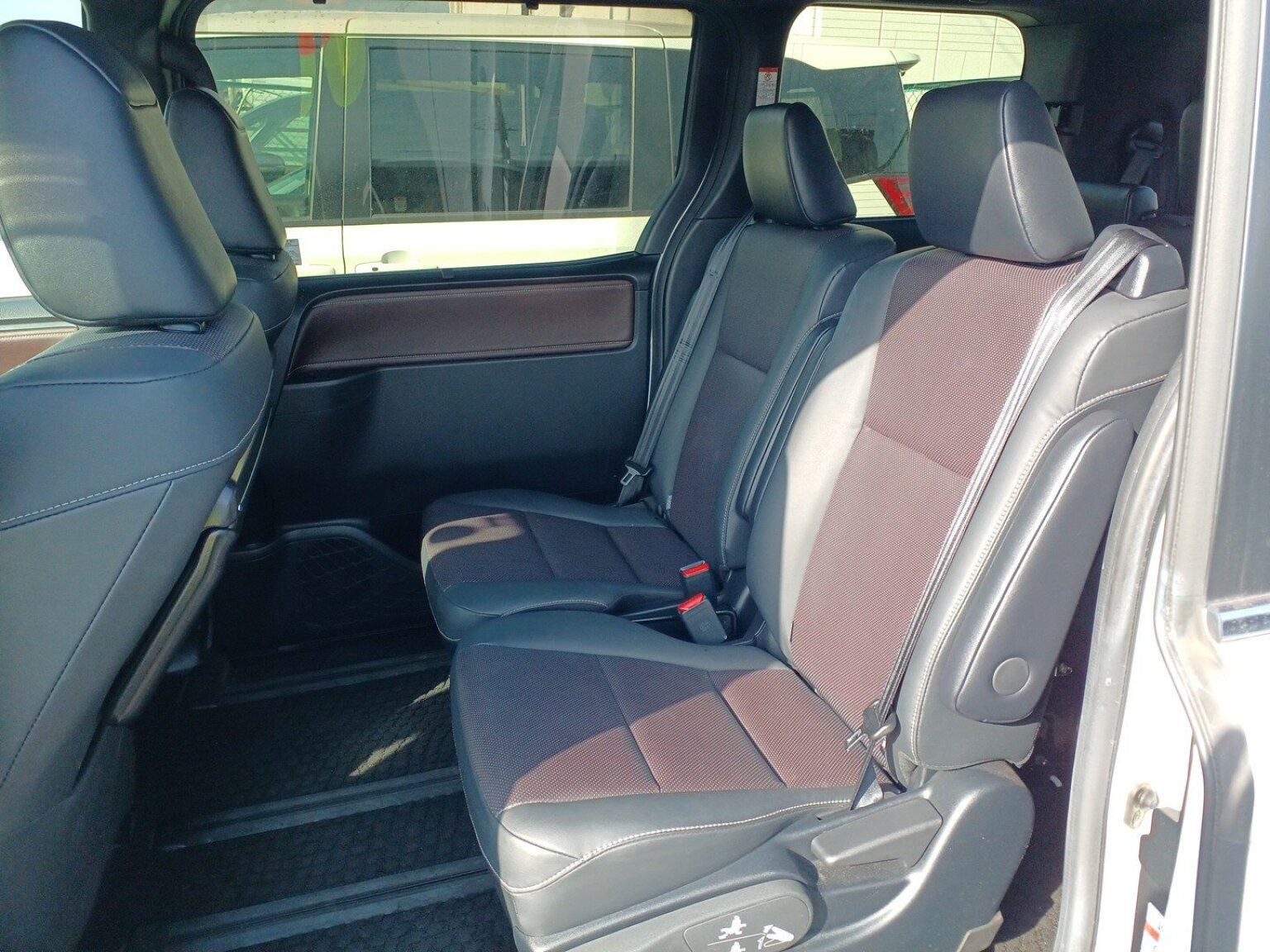 TOYOTA ESQUIRE GI  2021 BODY KIT