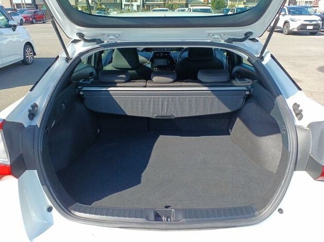 TOYOTA PRIUS S SAFTY PLUS 2021