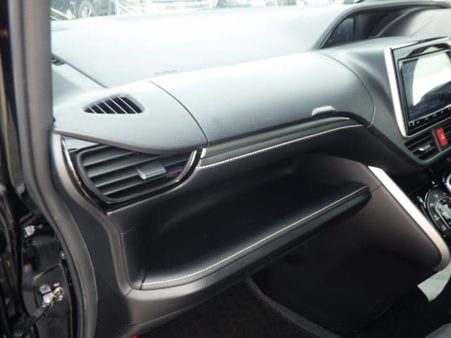 TOYOTA ESQUIRE GI 2021 HYBRID