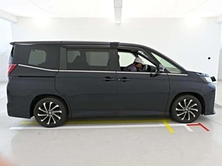 TOYOTA NOAH SZ-PKG 2022 HYBRID