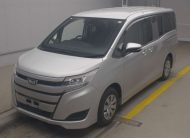 TOYOTA NOAH X-PKG NON-HYBRID 2021