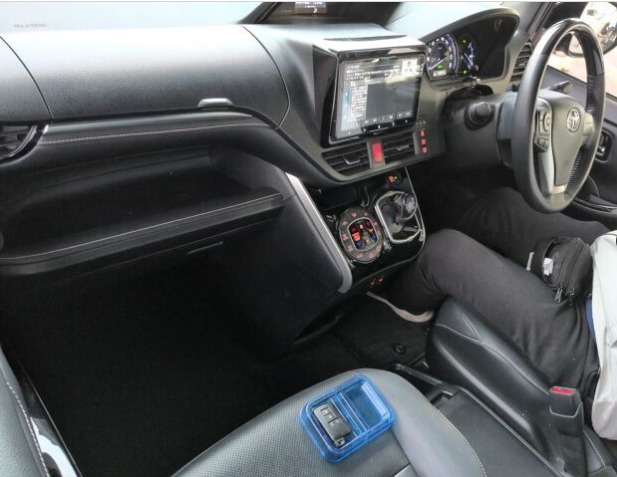 TOYOTA ESQUIRE GI  HYBRID 2021