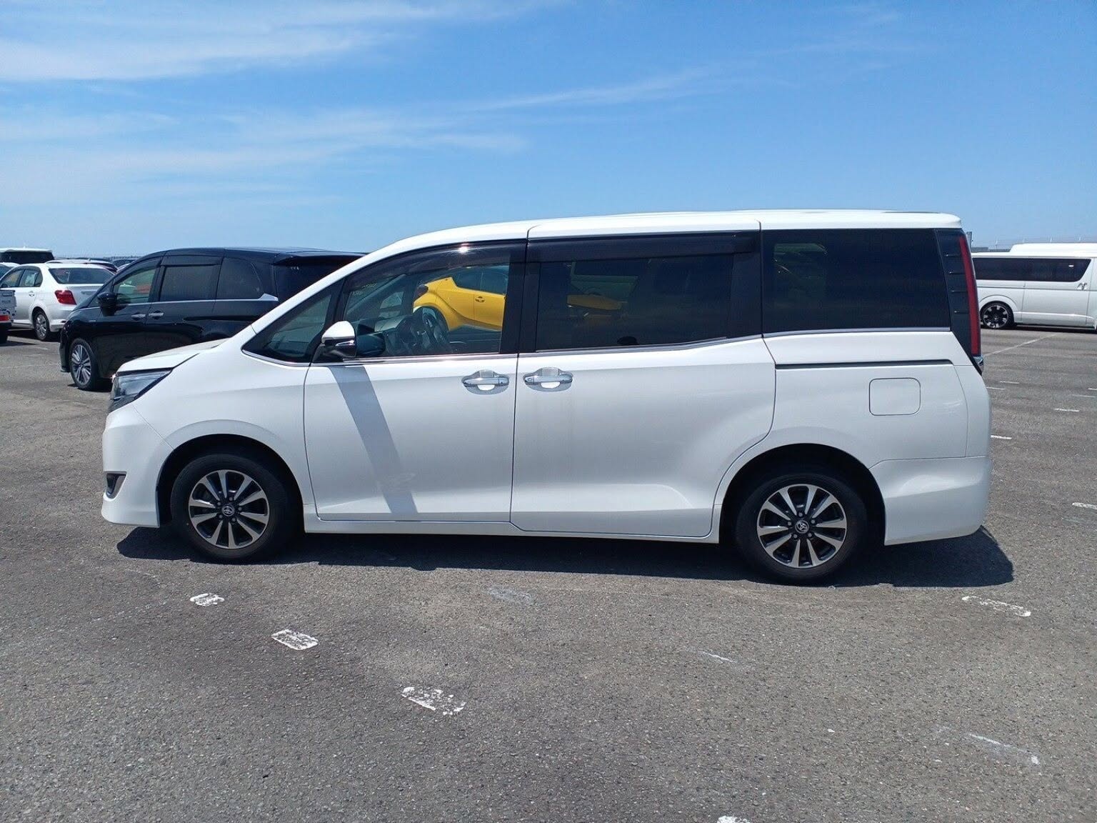 TOYOTA ESQUIRE GI 2021 NON-HYBRID