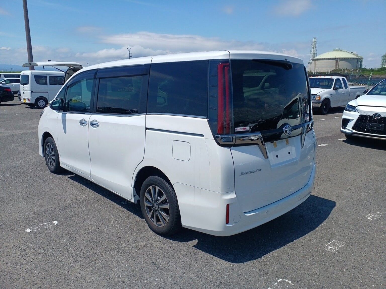 TOYOTA ESQUIRE GI PRIMIUM 2021 NON-HYBRID