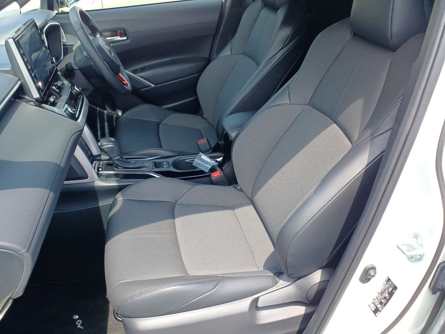 TOYOTA COROLLA CROSS Z LEATHER 2022 [HARD TOP] BODY KIT