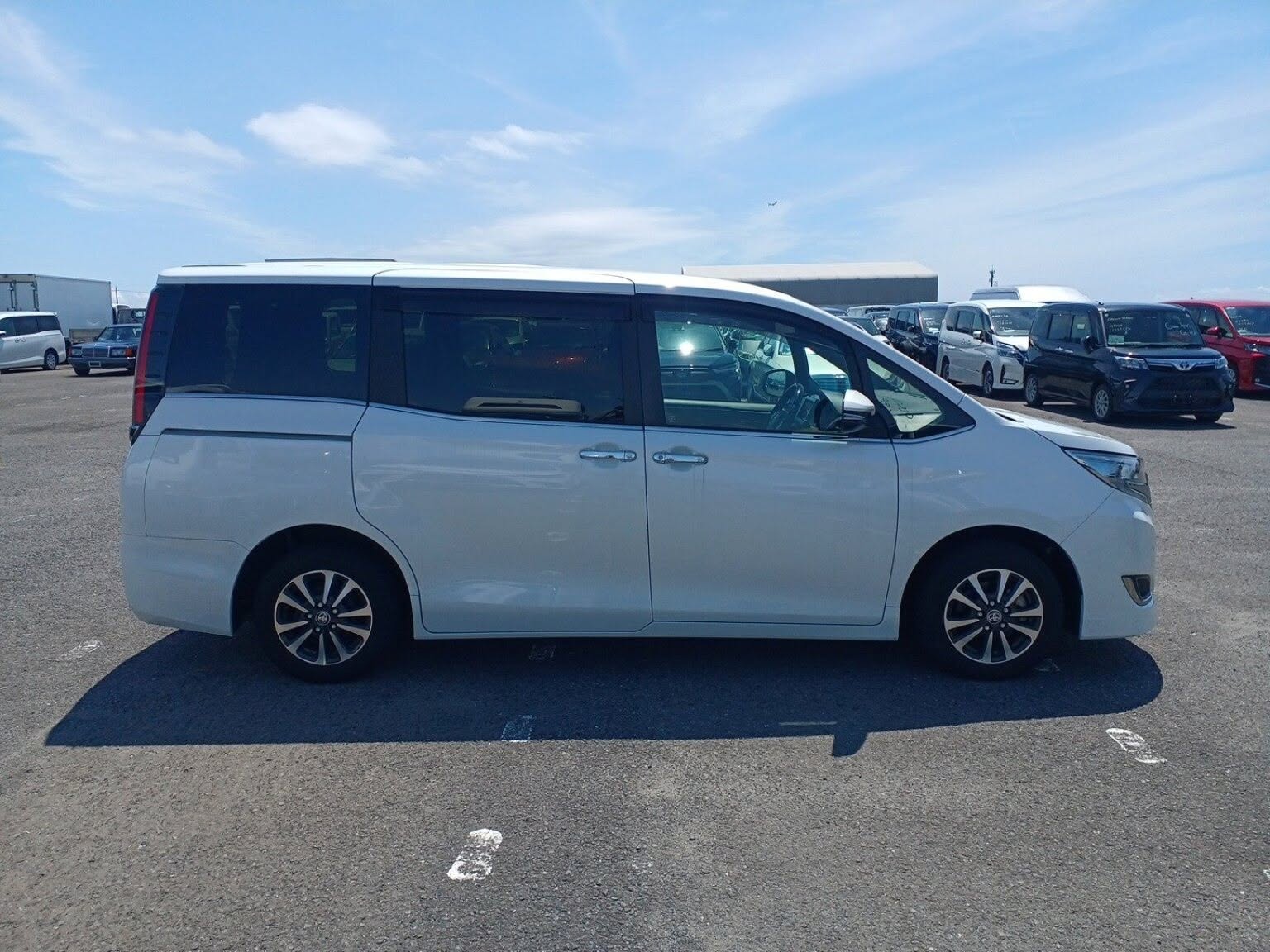 TOYOTA ESQUIRE GI PRIMIUM 2021 NON-HYBRID