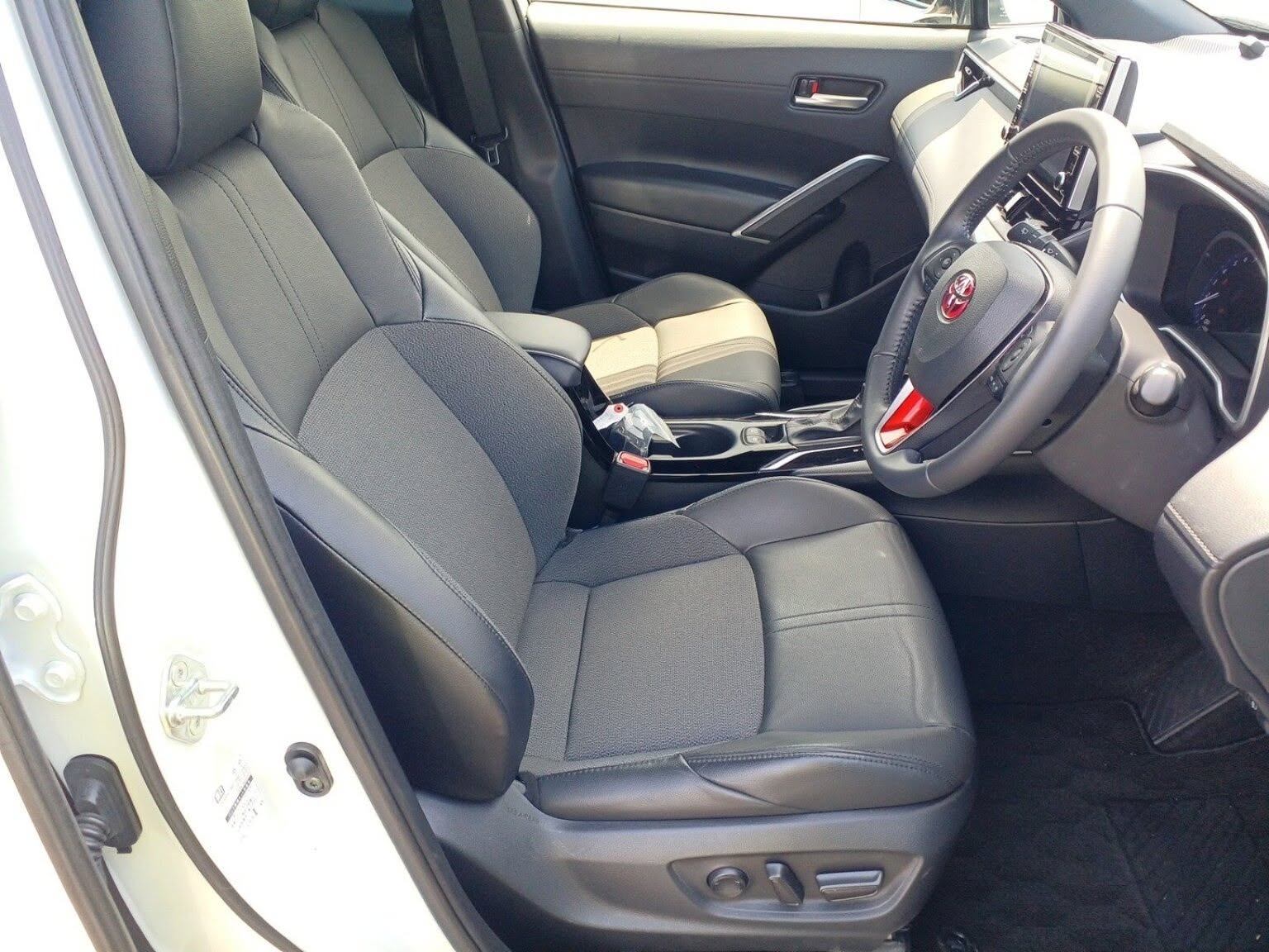 TOYOTA COROLLA CROSS Z LEATHER 2022 [HARD TOP] BODY KIT
