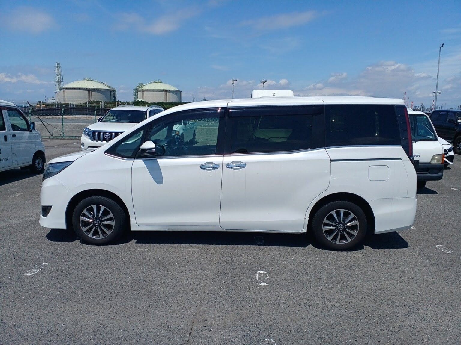 TOYOTA ESQUIRE GI PRIMIUM 2021 NON-HYBRID